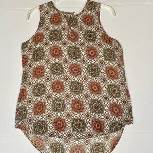 Violet & Claire Geometric Sleeveless Top - Orange and Green